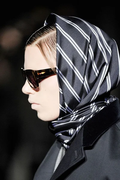 Look 54